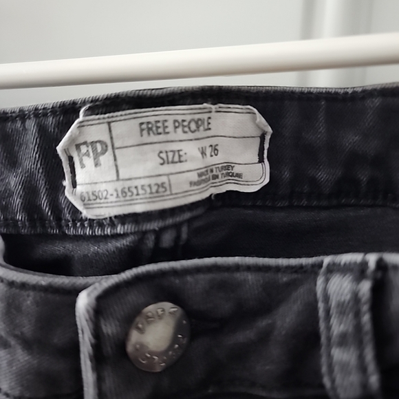 Free People Jeans Womens Size 26 Raw Hem Fringe Skinny Mid Rise Boho Ankle Chic - Picture 6 of 10